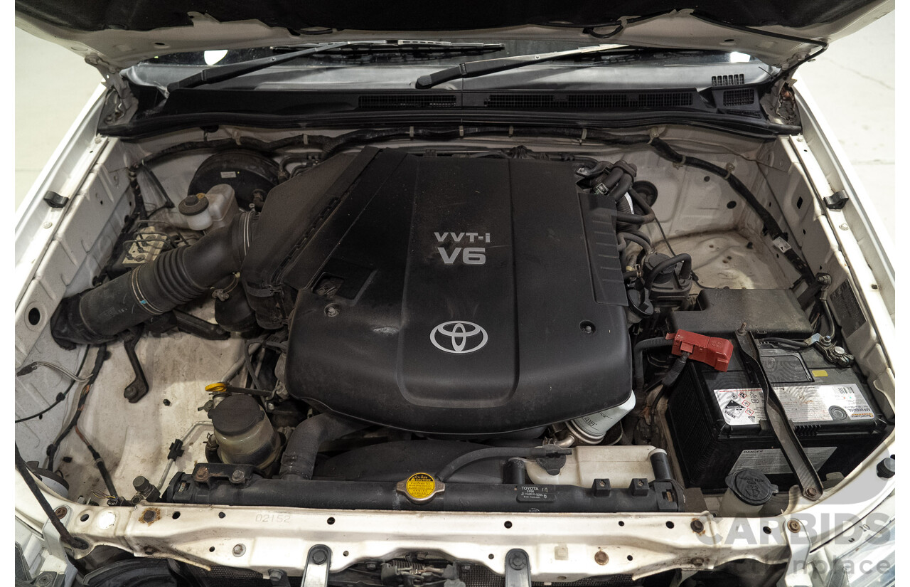 05/2008 Toyota Hilux SR GGN15R 07 UPGRADE X Cab P/Up White 4.0L