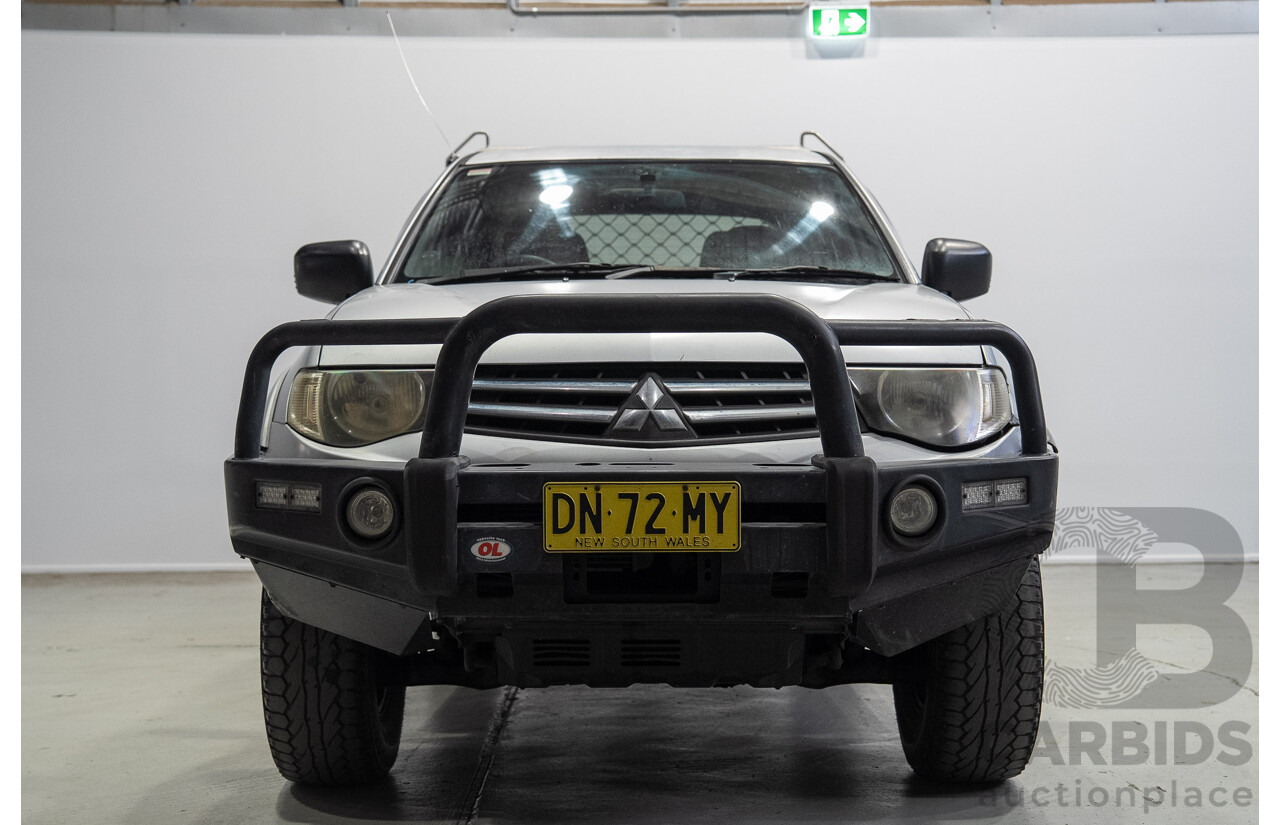 12/2009 Mitsubishi Triton GL-R (4x4) MN MY10 Double Cab Utility SIlver Turbo Diesel 2.5L