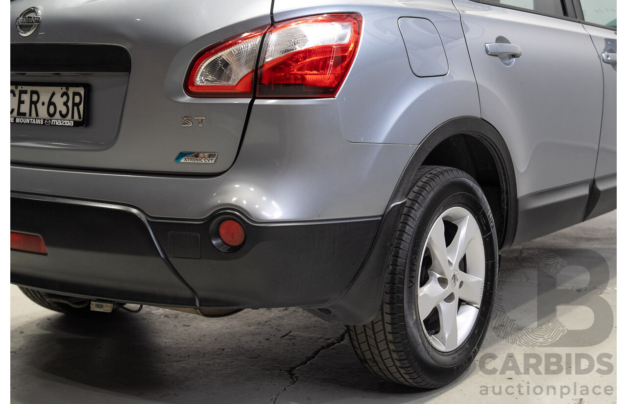 02/2012 Nissan Dualis +2 ST J10 Series 2 4d Wagon Grey 2.0L - 7 Seater