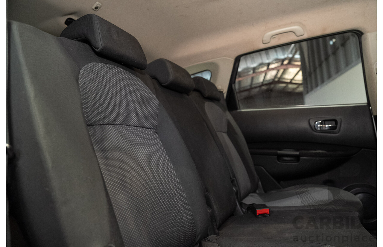 02/2012 Nissan Dualis +2 ST J10 Series 2 4d Wagon Grey 2.0L - 7 Seater