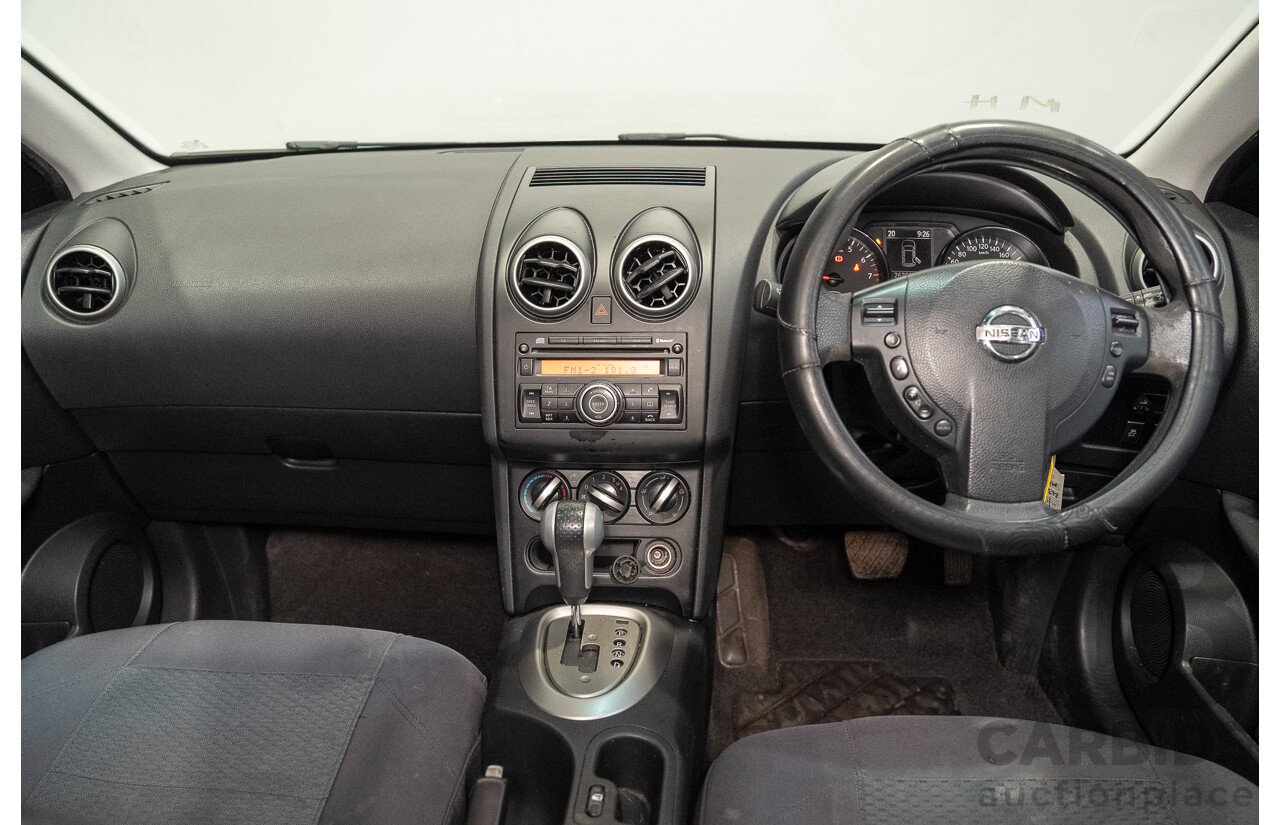 02/2012 Nissan Dualis +2 ST J10 Series 2 4d Wagon Grey 2.0L - 7 Seater