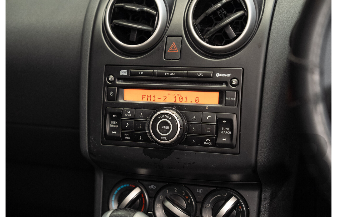 02/2012 Nissan Dualis +2 ST J10 Series 2 4d Wagon Grey 2.0L - 7 Seater