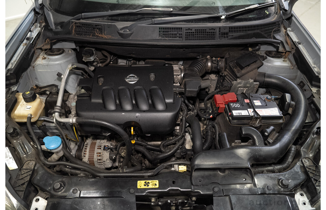 02/2012 Nissan Dualis +2 ST J10 Series 2 4d Wagon Grey 2.0L - 7 Seater