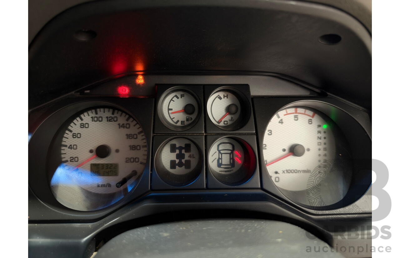 10/2005 Mitsubishi Pajero GLS LWB (4x4) NP MY06 4d Wagon Black 3.2L