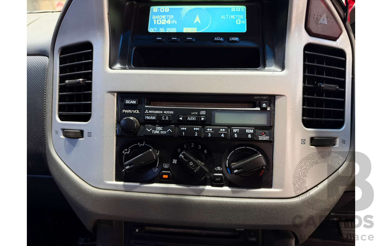 10/2005 Mitsubishi Pajero GLS LWB (4x4) NP MY06 4d Wagon Black 3.2L