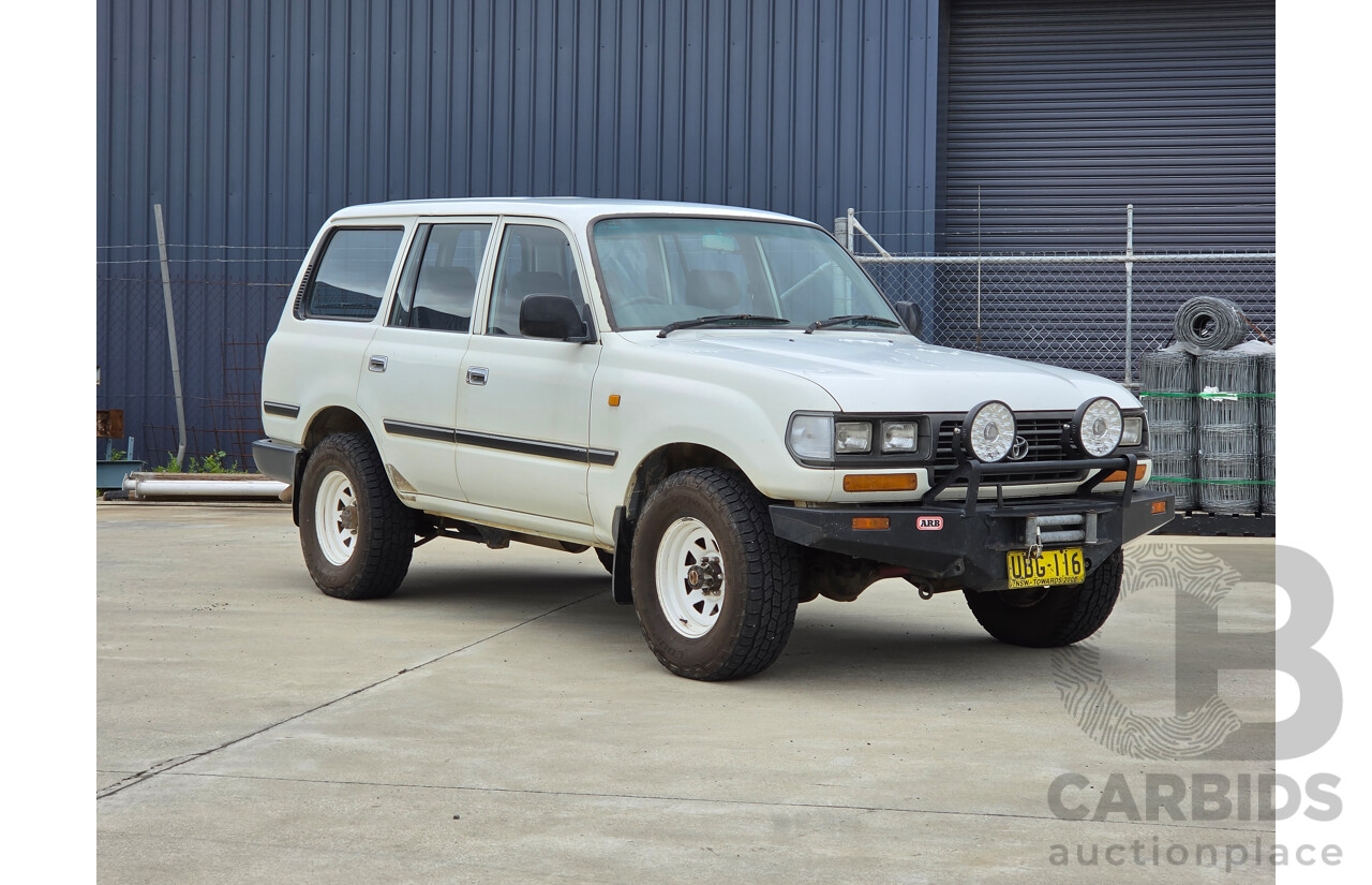 11/1995 Toyota Landcruiser DX (4x4) HZJ80R 4d Wagon White Diesel 4.2L