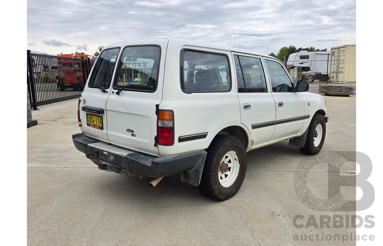 11/1995 Toyota Landcruiser DX (4x4) HZJ80R 4d Wagon White Diesel 4.2L