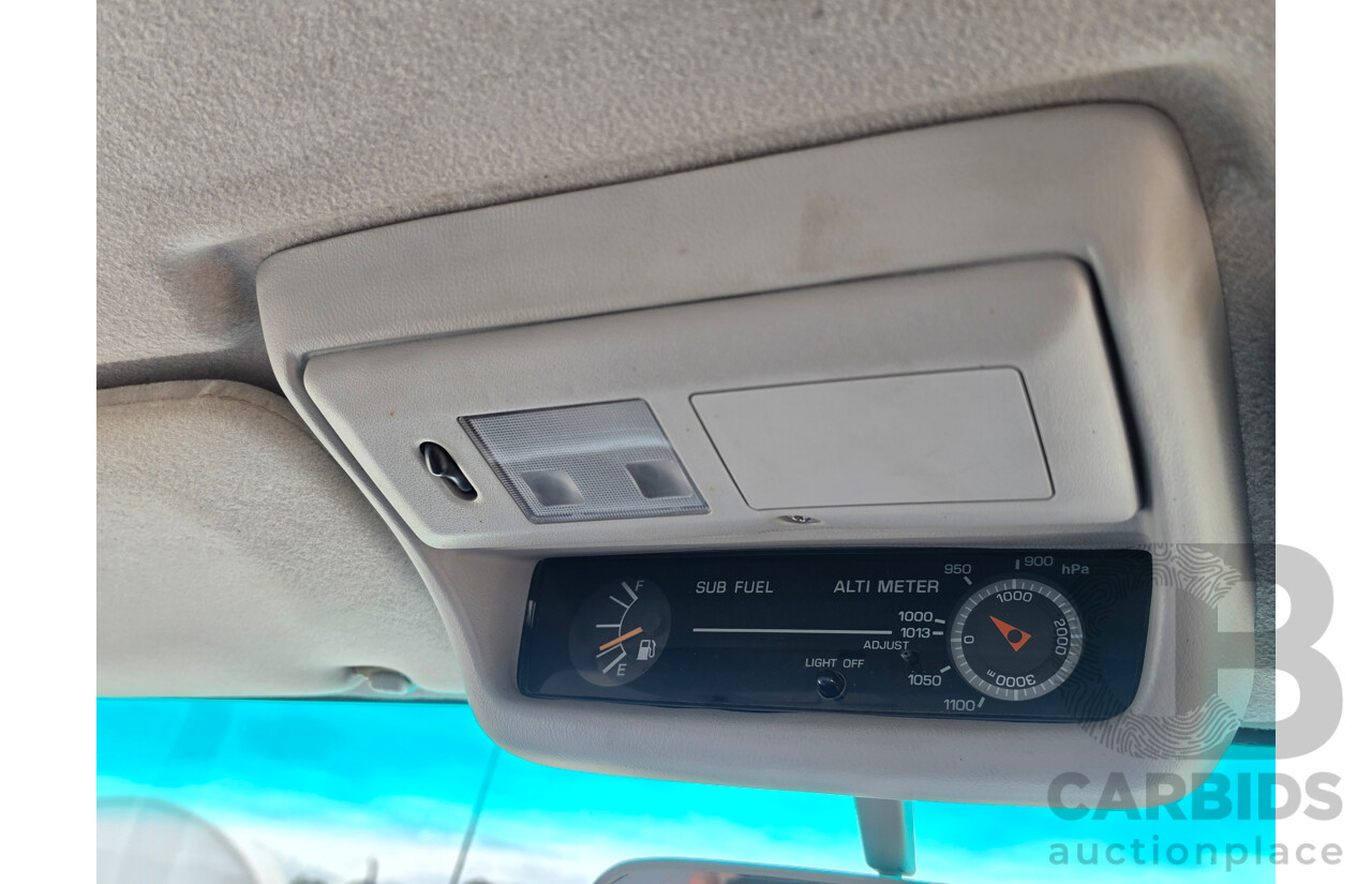 11/1995 Toyota Landcruiser DX (4x4) HZJ80R 4d Wagon White Diesel 4.2L