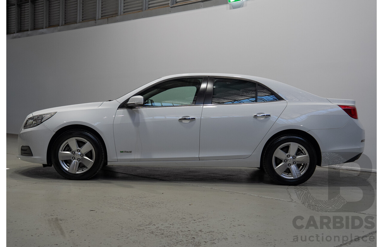 11/2014 Holden Malibu CD EM 4d Sedan Summit White Turbo Diesel 2.0L
