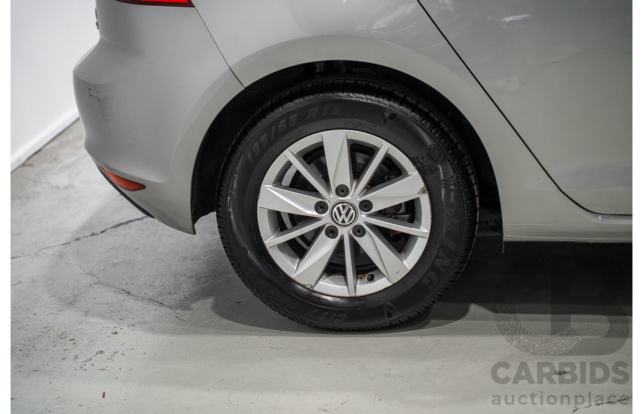 09/2015 Volkswagen Golf 92 TSI Trendline Mk7 MY16 5d Hatchback Tungsten Silver Metallic Turbo 1.4L