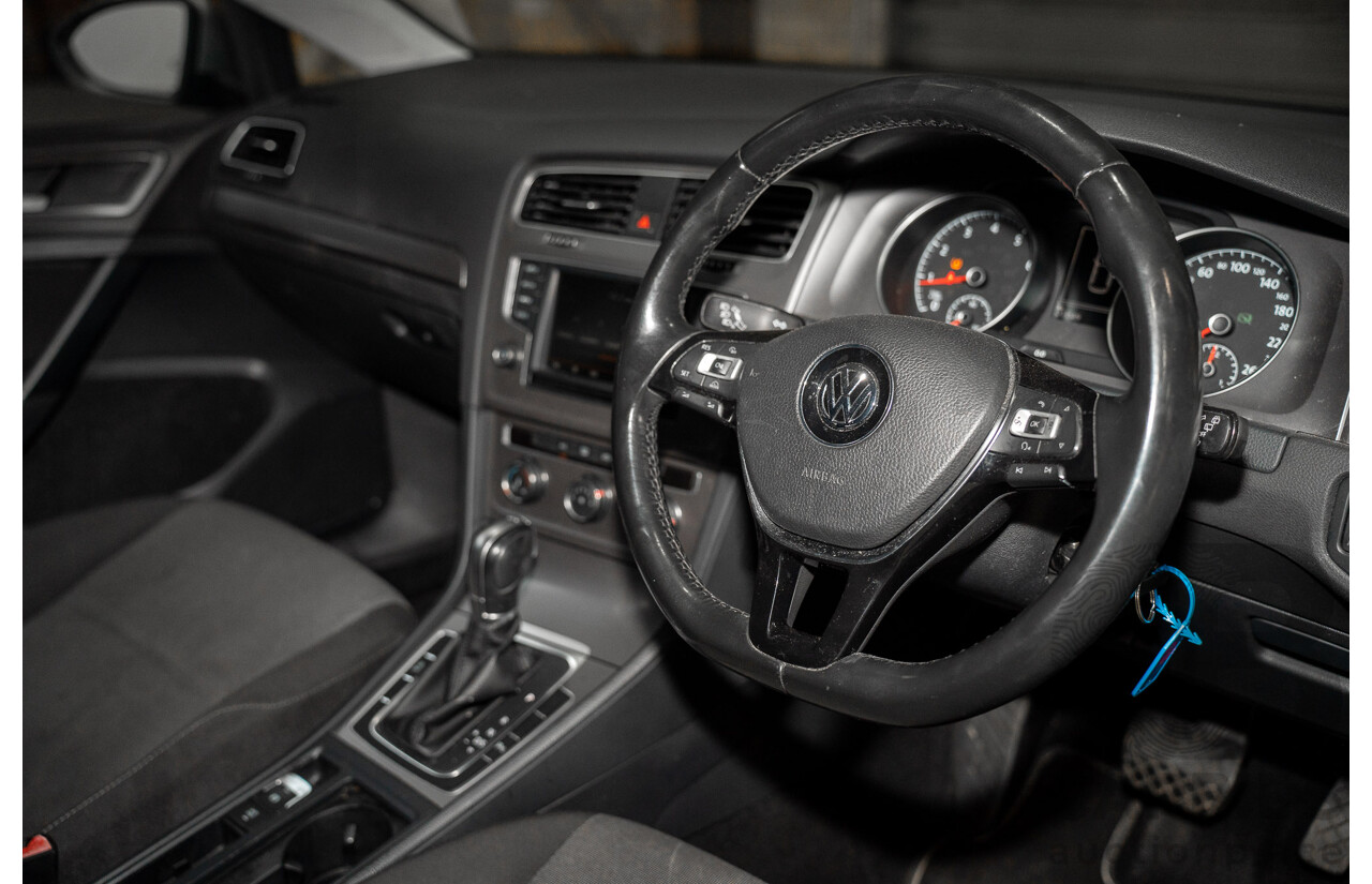 09/2015 Volkswagen Golf 92 TSI Trendline Mk7 MY16 5d Hatchback Tungsten Silver Metallic Turbo 1.4L