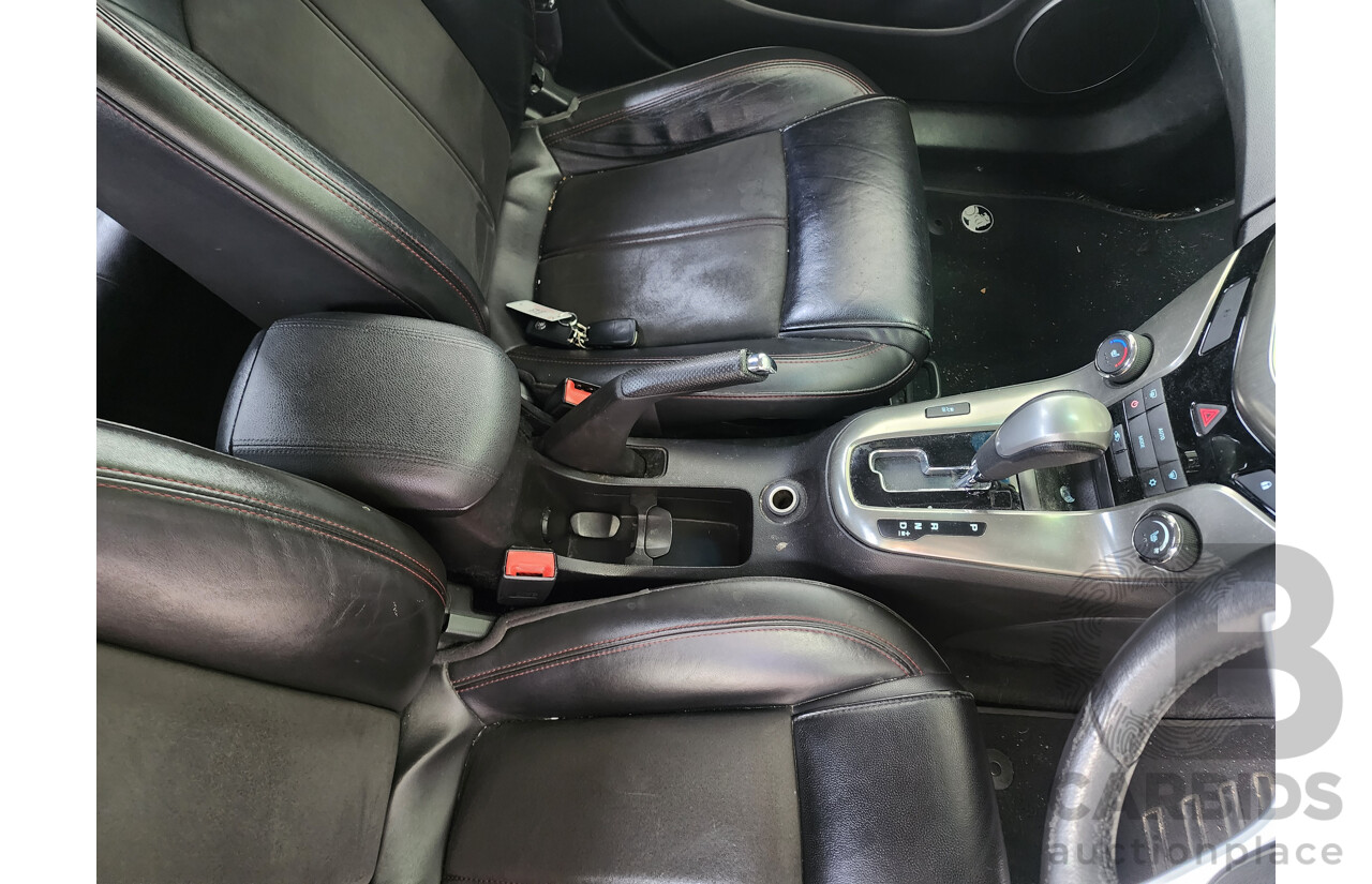 02/2015 Holden Cruze SRi V JH MY15 5d Hatchback Black 1.6L