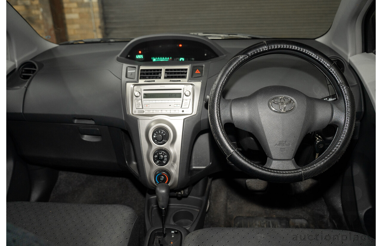 02/2011 Toyota Yaris YR NCP90R 10 Upgrade 5d Hatchback Black 1.3L
