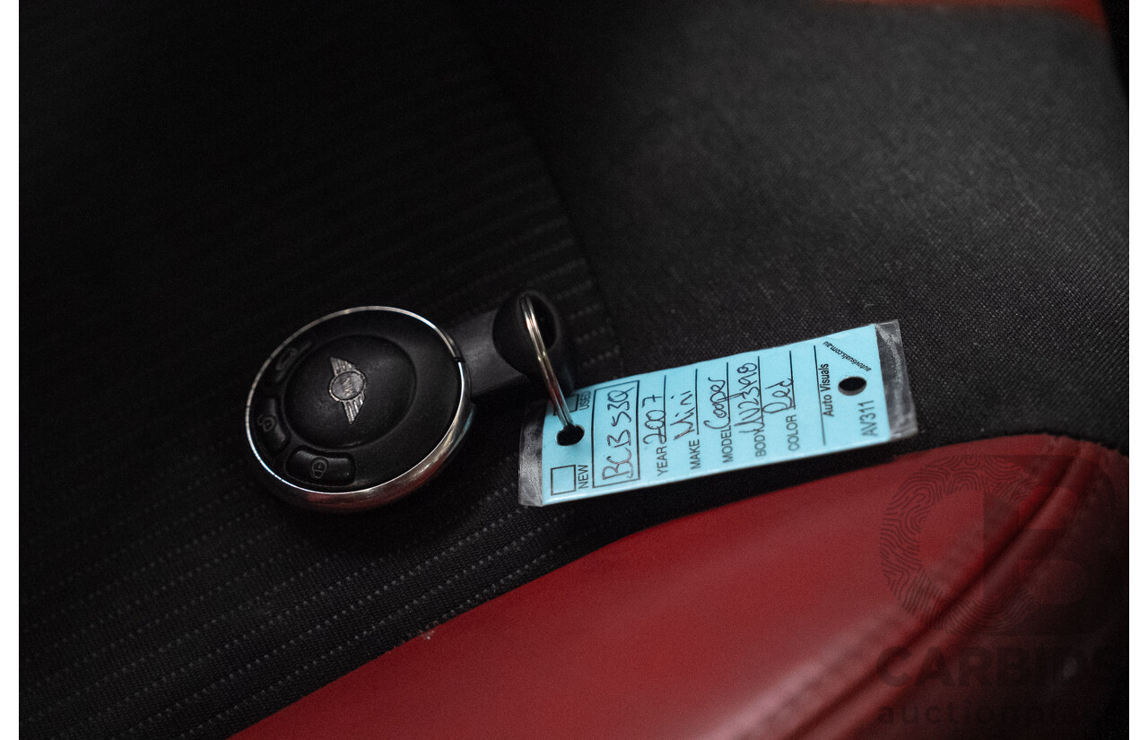 05/2007 Mini Cooper R56 2d Hatchback Red 1.6L