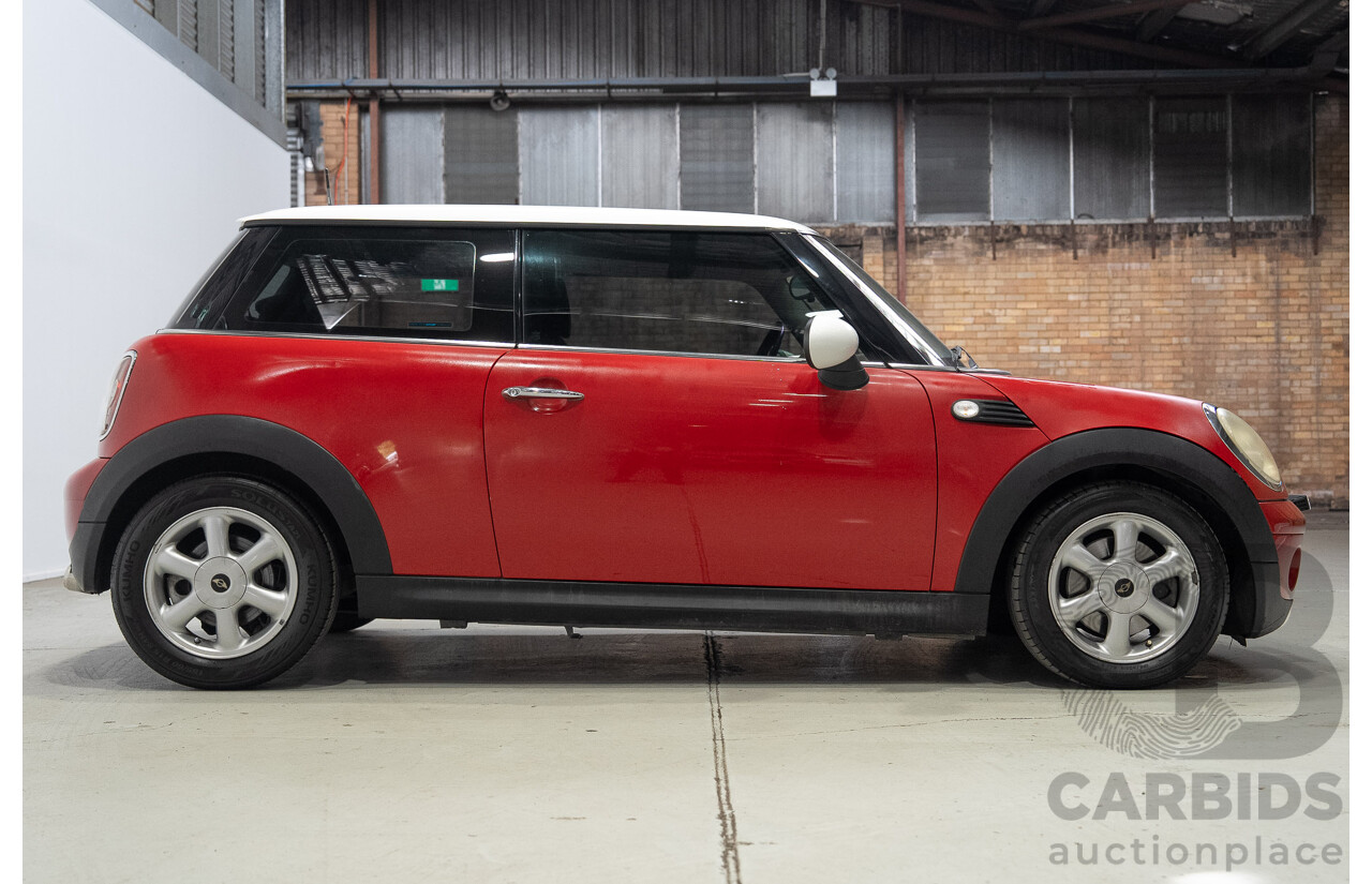 05/2007 Mini Cooper R56 2d Hatchback Red 1.6L