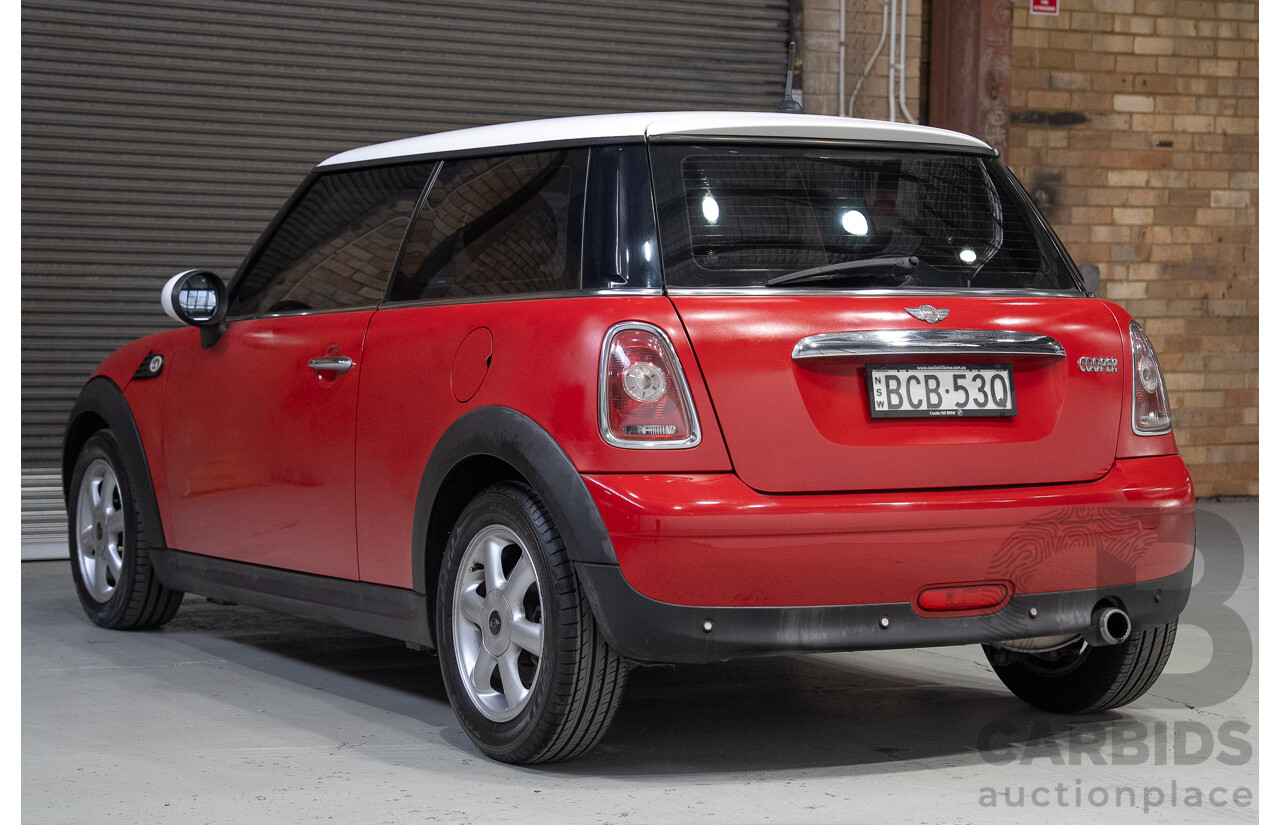 05/2007 Mini Cooper R56 2d Hatchback Red 1.6L