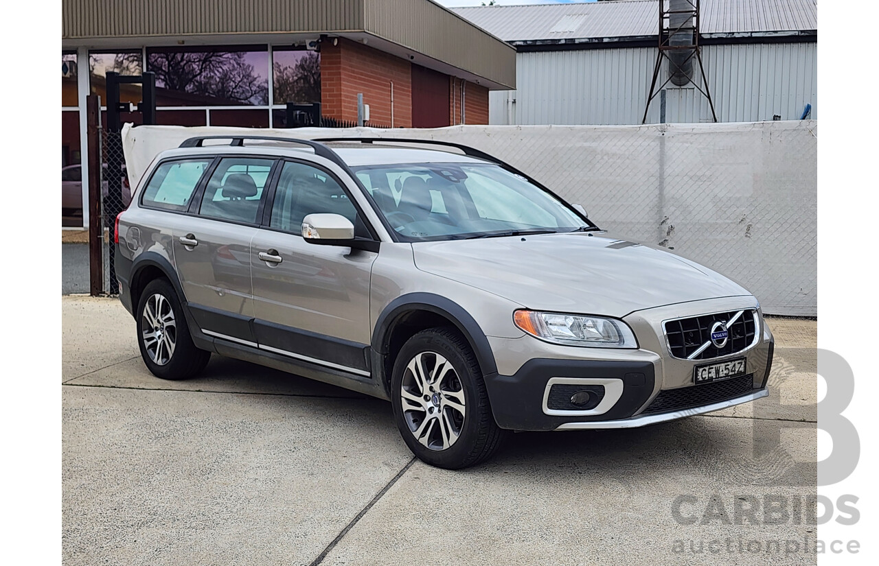 04/2012 Volvo Xc70 D5 BZ MY12 4d Wagon Beige 2.4L