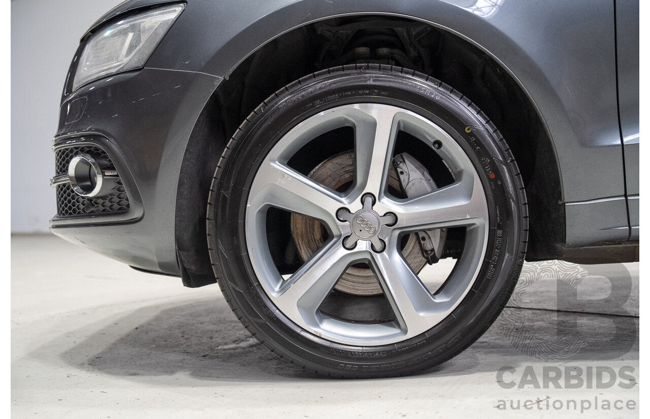 01/2013 Audi Q5 3.0 TDI Quattro (AWD) 8R MY13 4d Wagon Daytona Grey Pearl Turbo Diesel V6 3.0L