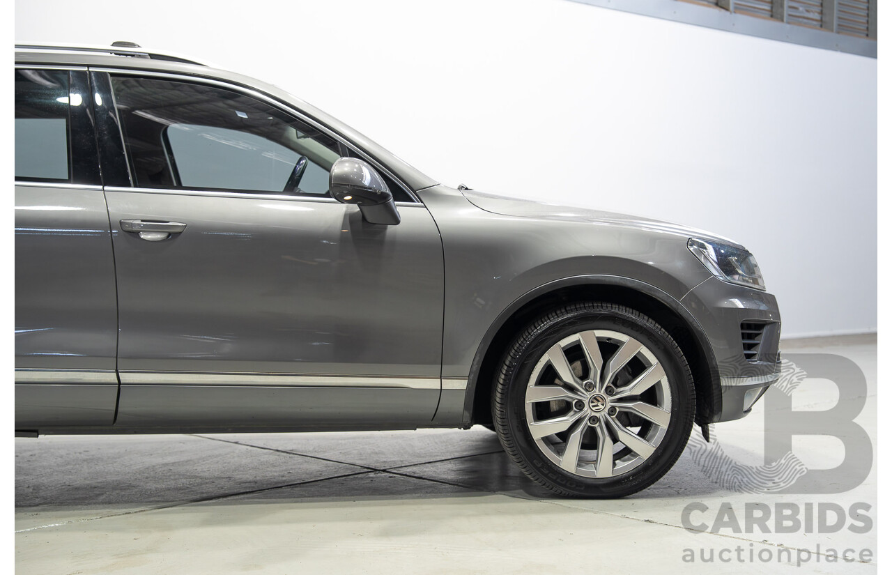09/2015 Volkswagen Touareg V6 TDI (AWD) 7P MY16 4d Wagon Canyon Grey Turbo Diesel 3.0L