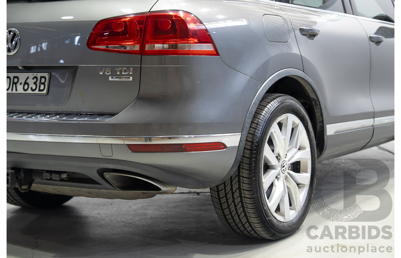 09/2015 Volkswagen Touareg V6 TDI (AWD) 7P MY16 4d Wagon Canyon Grey Turbo Diesel 3.0L