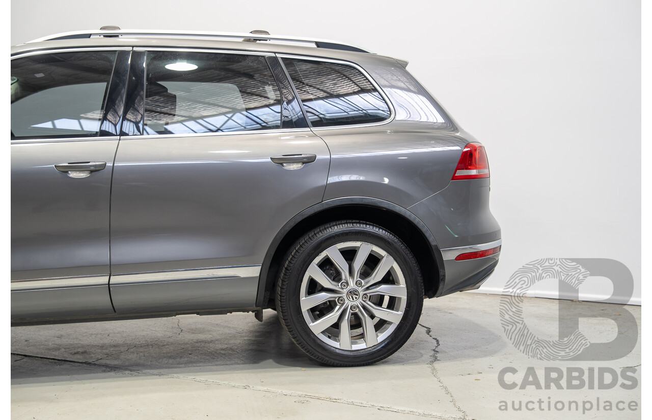 09/2015 Volkswagen Touareg V6 TDI (AWD) 7P MY16 4d Wagon Canyon Grey Turbo Diesel 3.0L