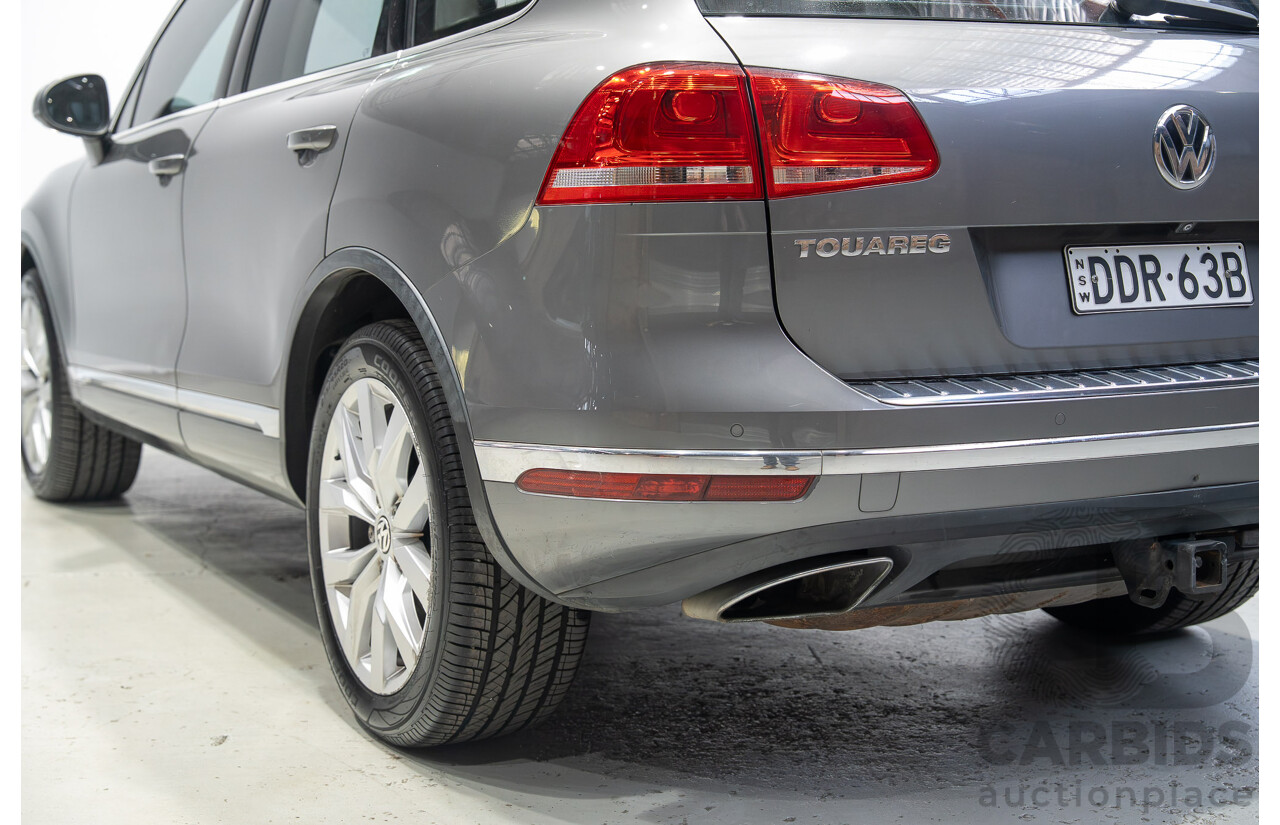 09/2015 Volkswagen Touareg V6 TDI (AWD) 7P MY16 4d Wagon Canyon Grey Turbo Diesel 3.0L