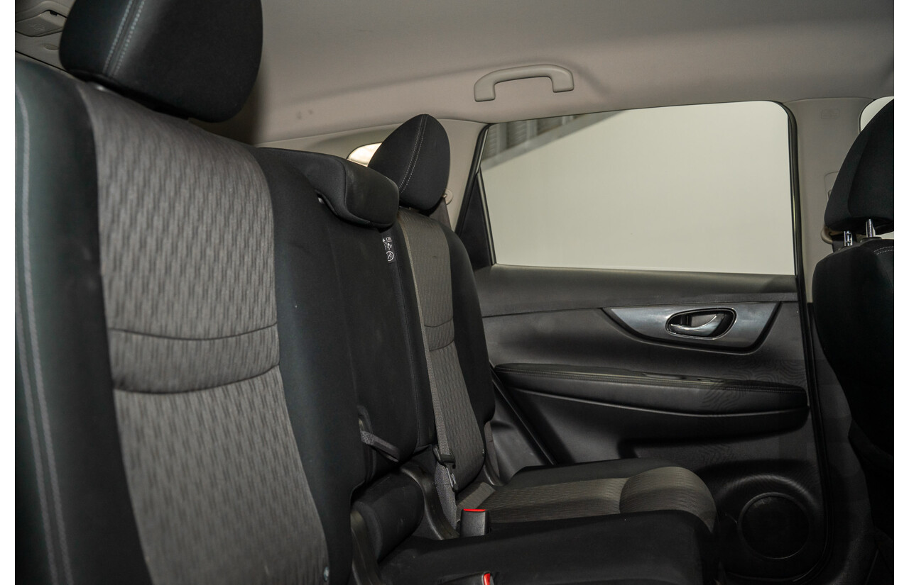 4/2020 Nissan X-Trail ST T32 Series 2 4d Wagon Gun Grey Metallic 2.5L
