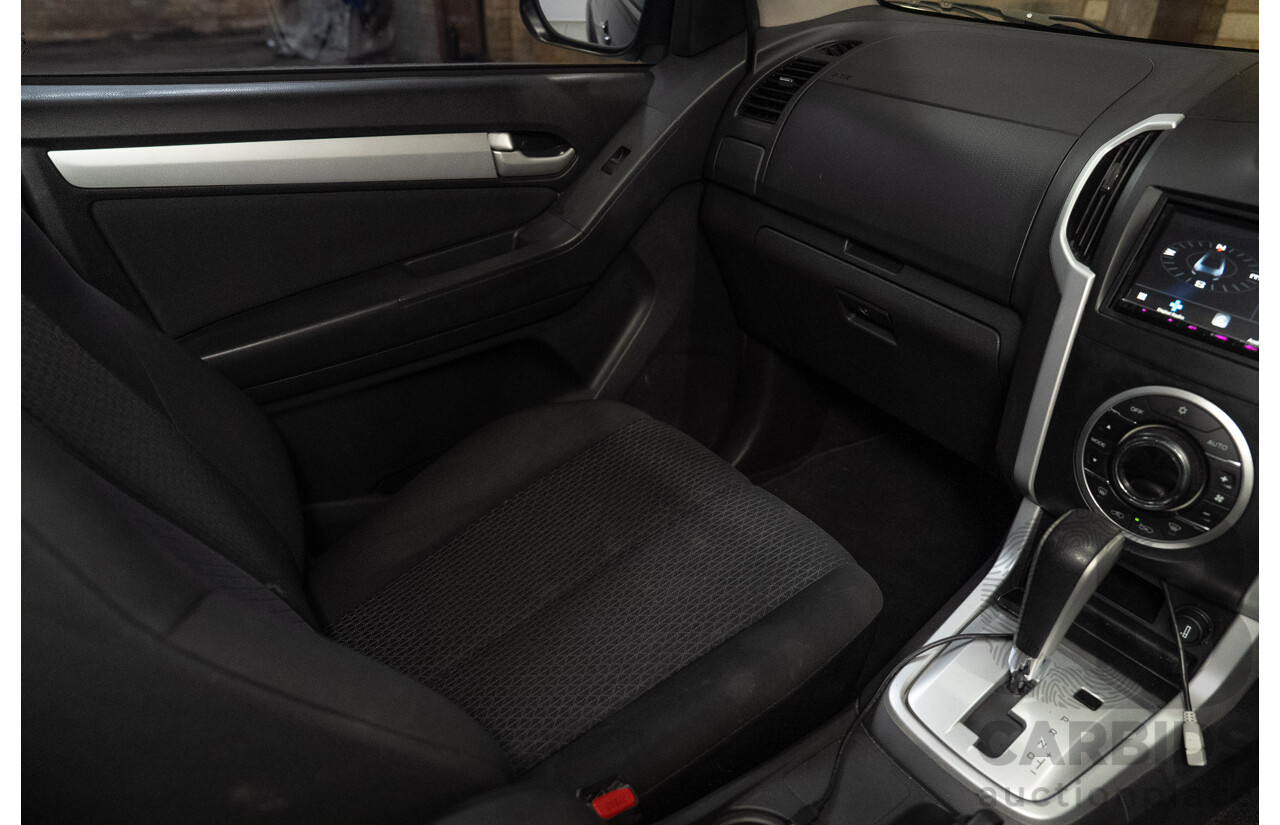 03/2016 Isuzu Mu-X LS-U UC MY15 4d Wagon Black 3.0L