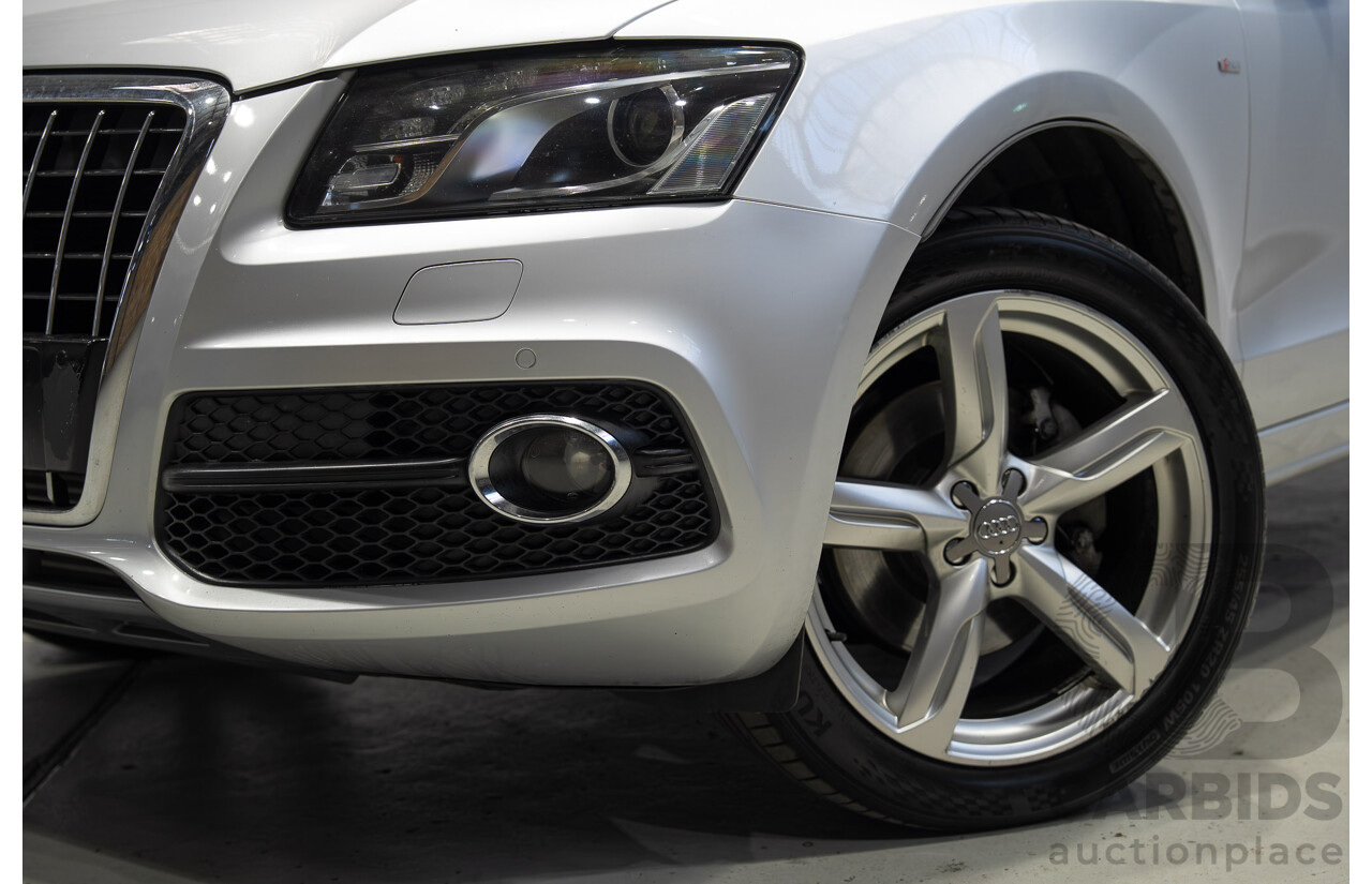8/2010 Audi Q5 TDI Quattro S-Line (AWD) 8R MY11 4d Wagon Ice Silver Metallic Turbo Diesel V6 3.0L