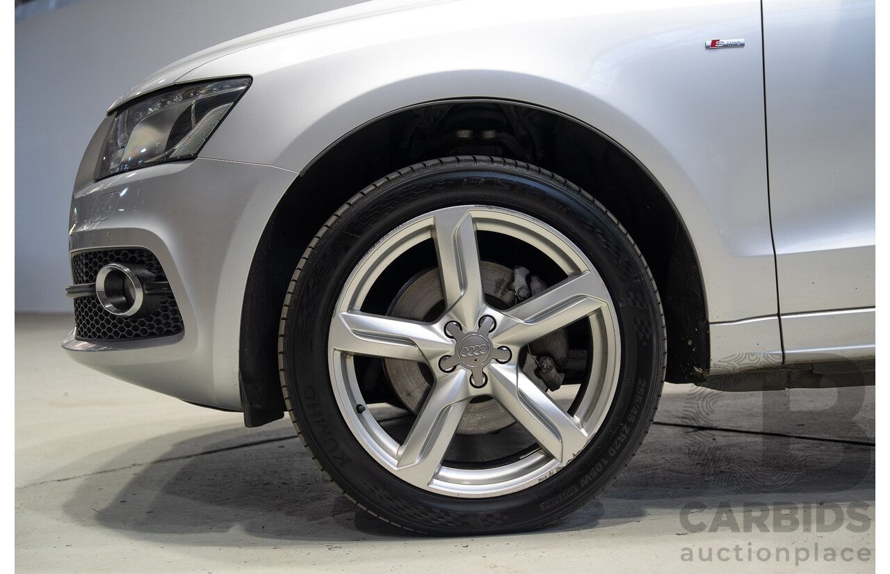 8/2010 Audi Q5 TDI Quattro S-Line (AWD) 8R MY11 4d Wagon Ice Silver Metallic Turbo Diesel V6 3.0L