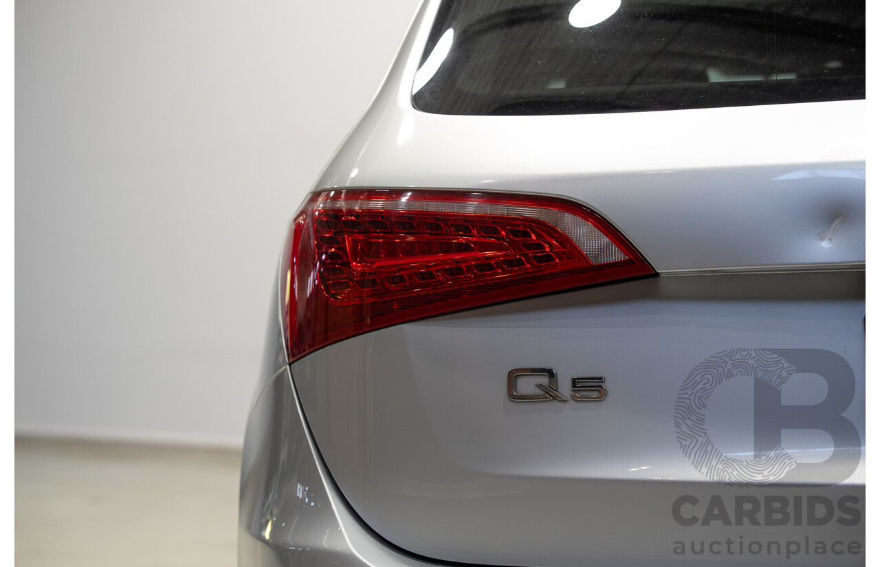 8/2010 Audi Q5 TDI Quattro S-Line (AWD) 8R MY11 4d Wagon Ice Silver Metallic Turbo Diesel V6 3.0L