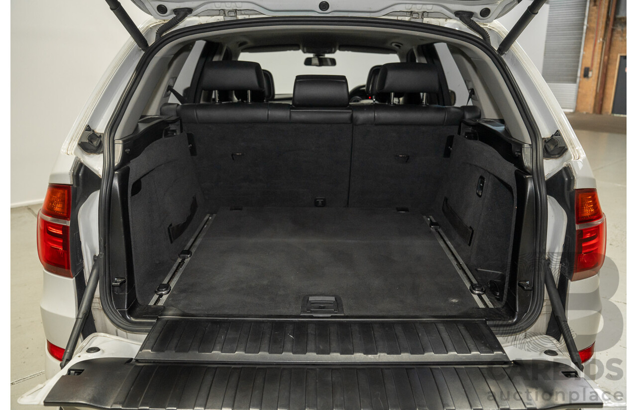 01/2013 BMW X5 Xdrive 30d E70 (AWD) MY12 Upgrade 4d Wagon Alpine White Turbo Diesel 3.0L