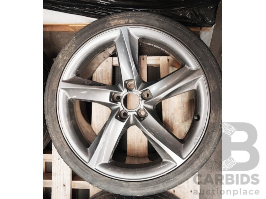 Audi A8 19-inch 8.5-inch Alloy Rim Set with Tyres