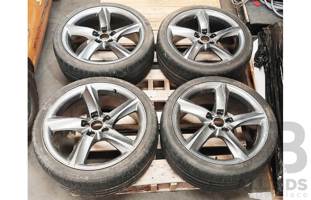 Audi A8 19-inch 8.5-inch Alloy Rim Set with Tyres