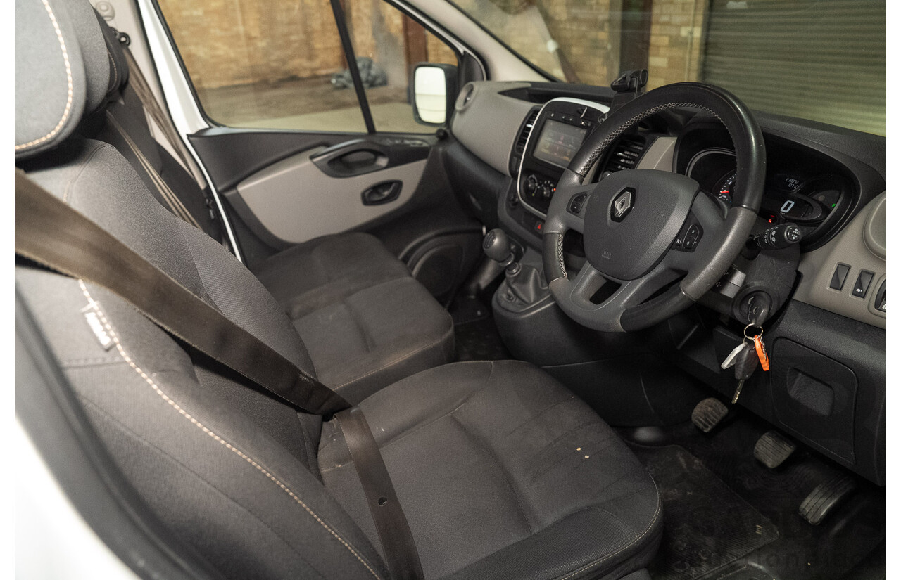 05/2019 Renault Trafic LWB Low X82 MY17 Update 4d Van White 1.6L