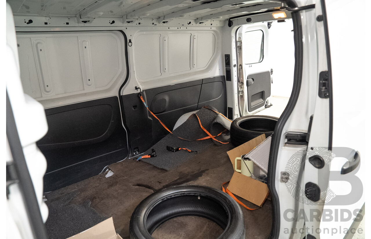 05/2019 Renault Trafic LWB Low X82 MY17 Update 4d Van White 1.6L