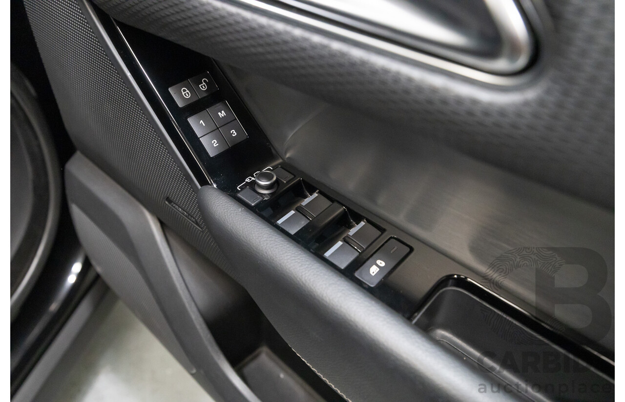 1/2018 Range Rover Velar D240 R-Dynamic S (AWD) MY18 4d Wagon Santori Black Metallic Twin Turbo Diesel 2.0L