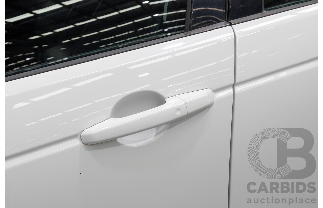4/2018 Land Rover Discovery Sport TD4 SE (AWD) L550 MY18 4d Wagon Fuji White Turbo Diesel 2.0L
