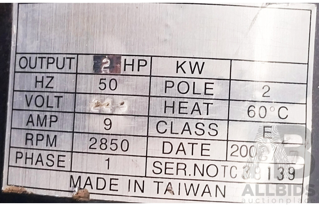 Trade Tools 254mm Table Saw