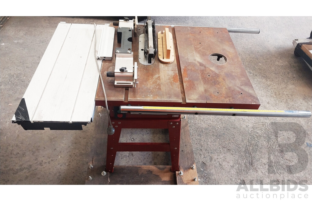 Trade Tools 254mm Table Saw