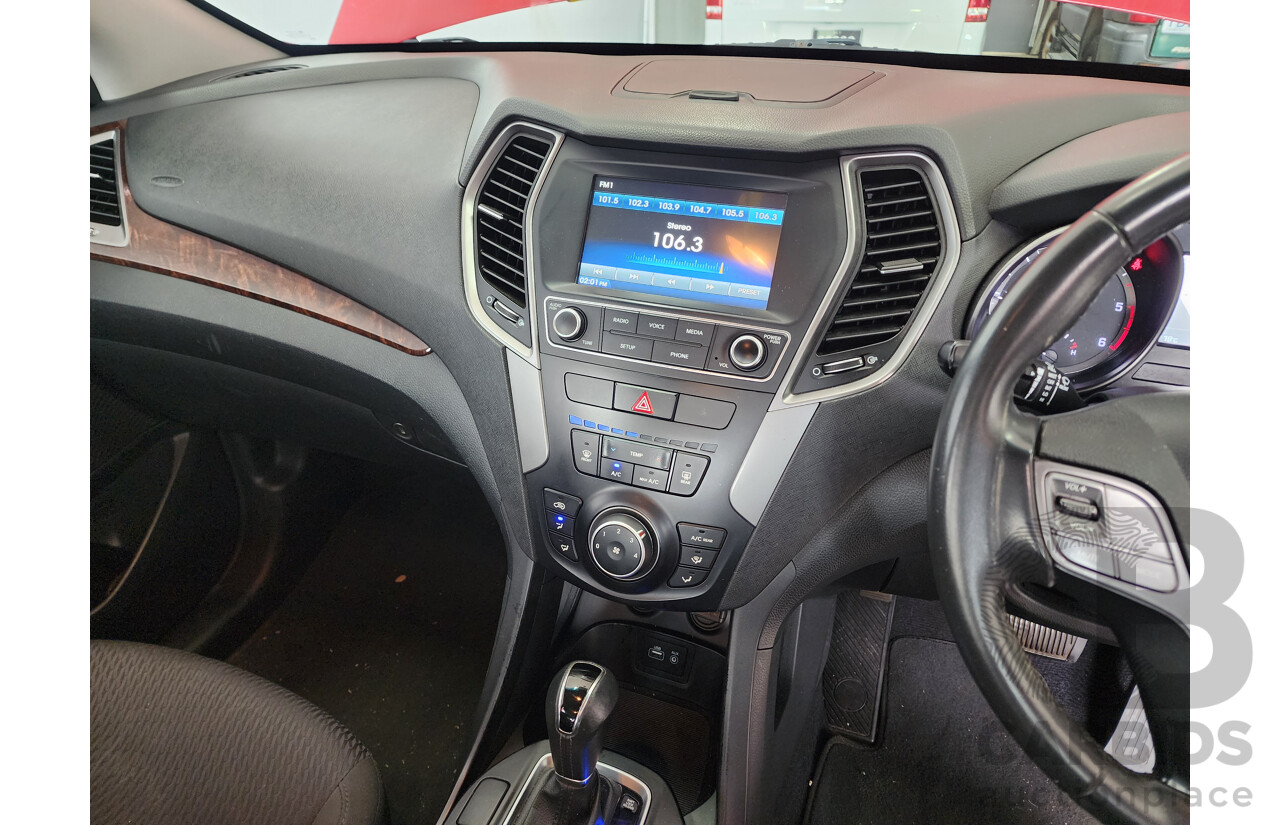 07/2016 Hyundai Santa Fe Active CRDi (4x4) DM SERIES II (DM3) 4d Wagon Red 2.2L