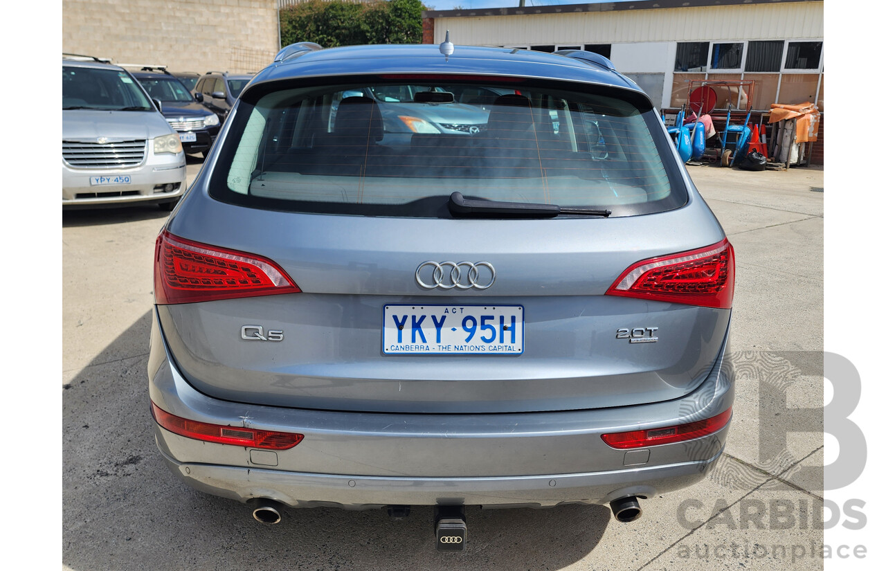 01/2010 Audi Q5 2.0 TFSI Quattro 8R MY10 4d Wagon Silver 2.0L