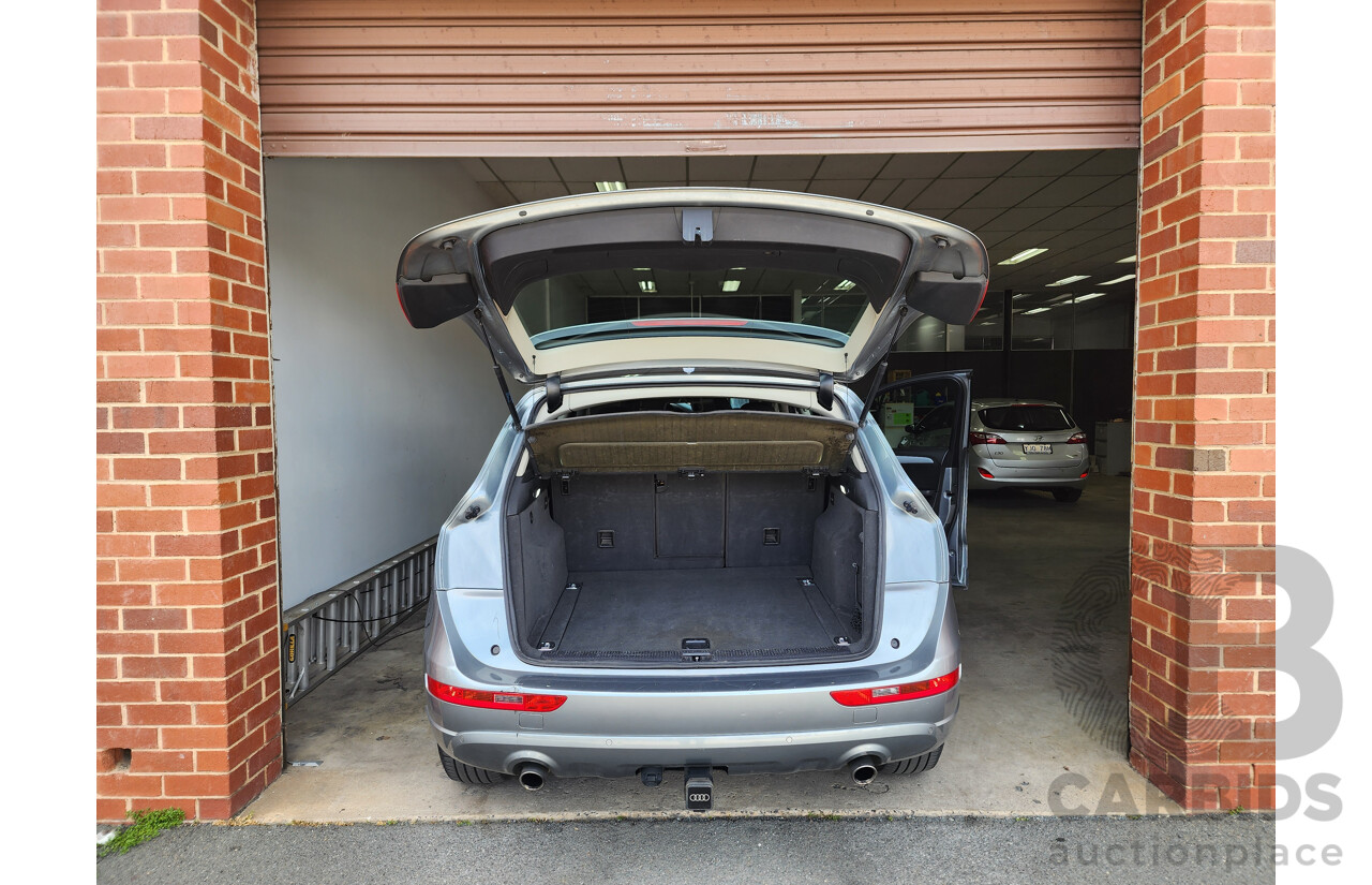 01/2010 Audi Q5 2.0 TFSI Quattro 8R MY10 4d Wagon Silver 2.0L