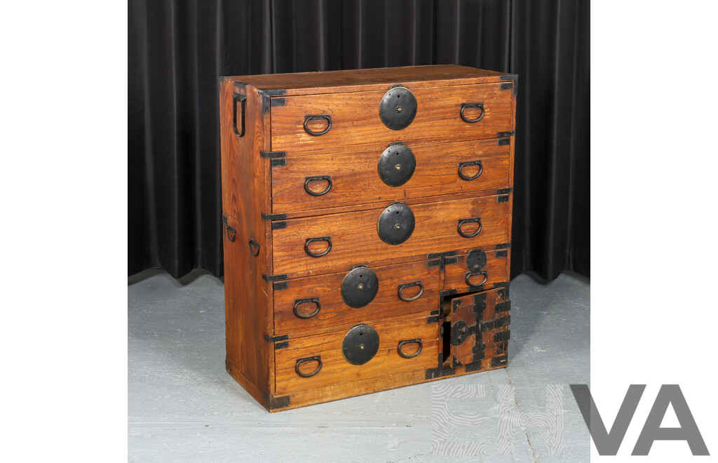 Antique Japanese Isho Tansu Chest