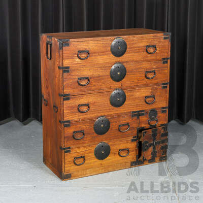 Antique Japanese Isho Tansu Chest
