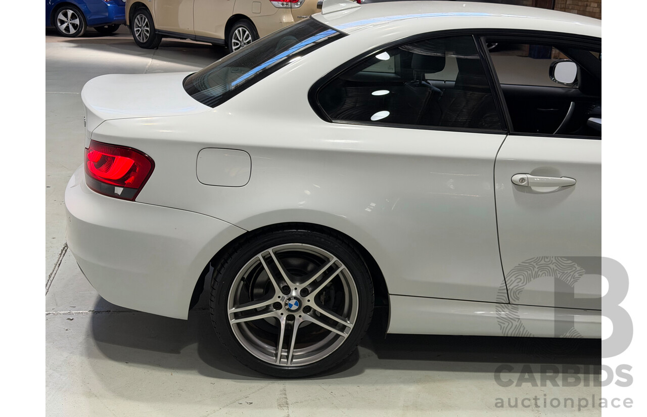 01/2013 BMW 120i  E82 MY12 Update 2d Coupe Alpine White Turbo Petrol 2.0L