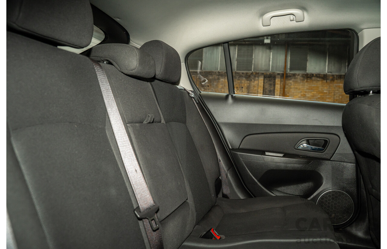10/2015 Holden Cruze CD JH MY16 4d Sportwagon Blue 1.8L