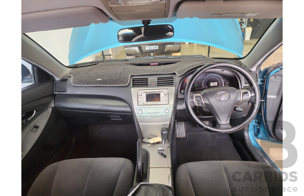 06/2010 Toyota Camry Hybrid AHV40R 4d Sedan Blue 2.4L