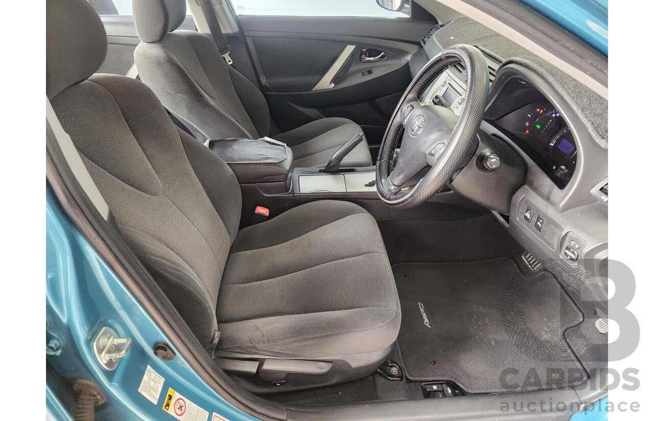 06/2010 Toyota Camry Hybrid AHV40R 4d Sedan Blue 2.4L