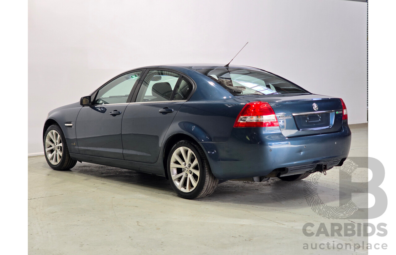 06/2011 Holden Berlina VE II 4d Sedan Karma Blue V6 3.0L